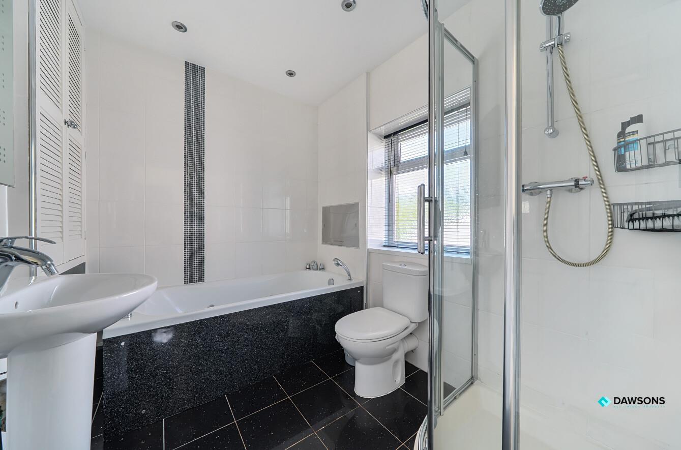 Druslyn Road, West Cross, Swansea, SA3 5QE